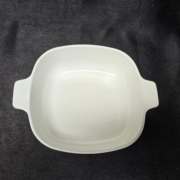 CorningWare Blue Cornflower 1.5 & 2 QT. Stoneware Casserole Dish x2 & Glass Lid - Picture 5 of 15